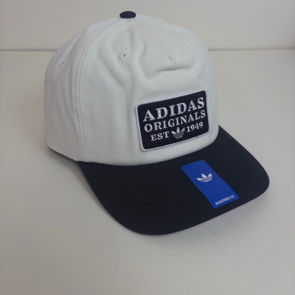 Adidas Utility Patch 5-Panel Hat Mens OSFA Off White Black JL3791 Snapback New